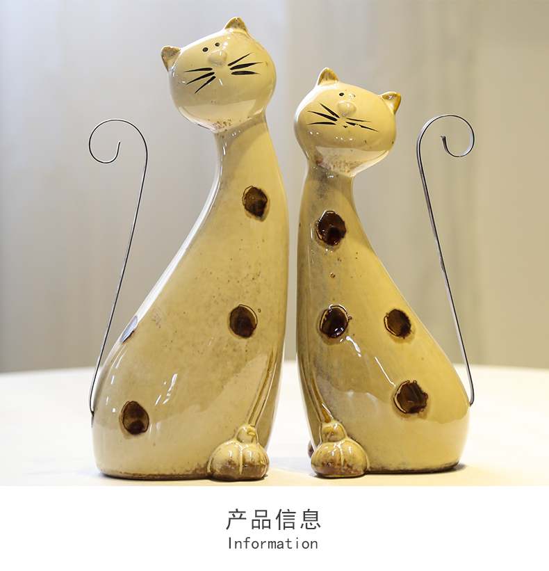 Jingdezhen creative small place lovers gift sitting room table, TV ark, home decoration decoration animal suits for