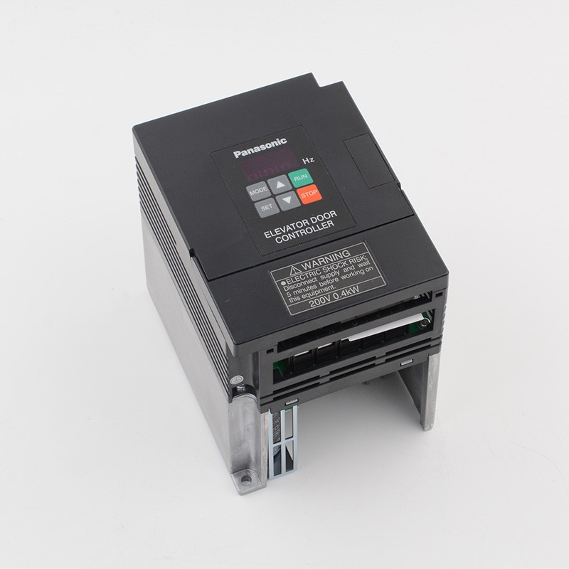 Panasonic door machine inverter elevator door machine controller AAD03011DK Shenling door machine inverter AAD0302