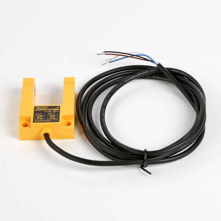 Sichuan fast tank type flat layer sensor U-type photoelectric switch EU30TD0030DK2P EU30 lift accessories