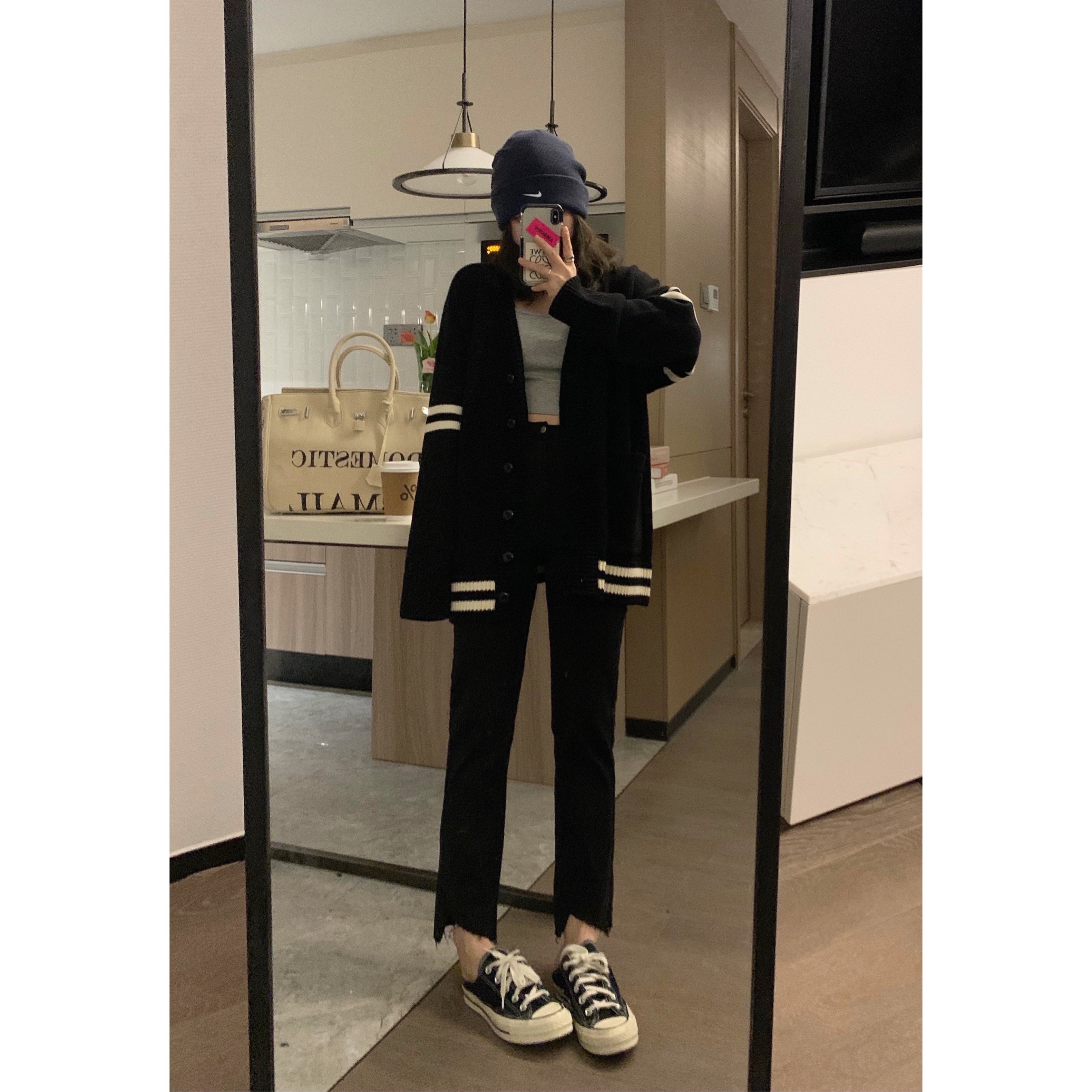 Veee is classic and easy to wear, thin, high-waisted, black-gray, elastic, small, straight, notched, raw edge, cigarette pipe pants, 9-point jeans