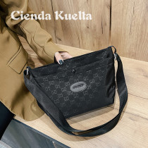 Flagship Store Official Light Extravagant Brand Woman Bag Large Capacity 2021 New Tide Fashion Light 100 Lap Single Shoulder Diagonal Satchel