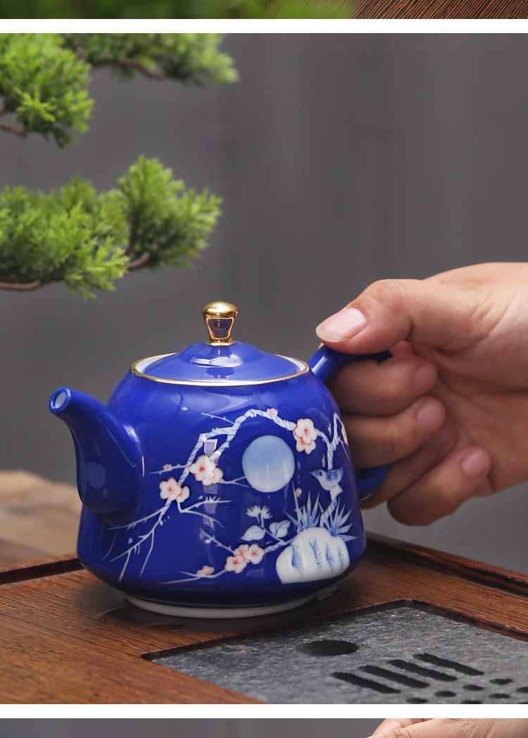 The Product under glaze color blue and white porcelain remit blue teapot pure manual hand - made home portable teapot ceramic kung fu tea set