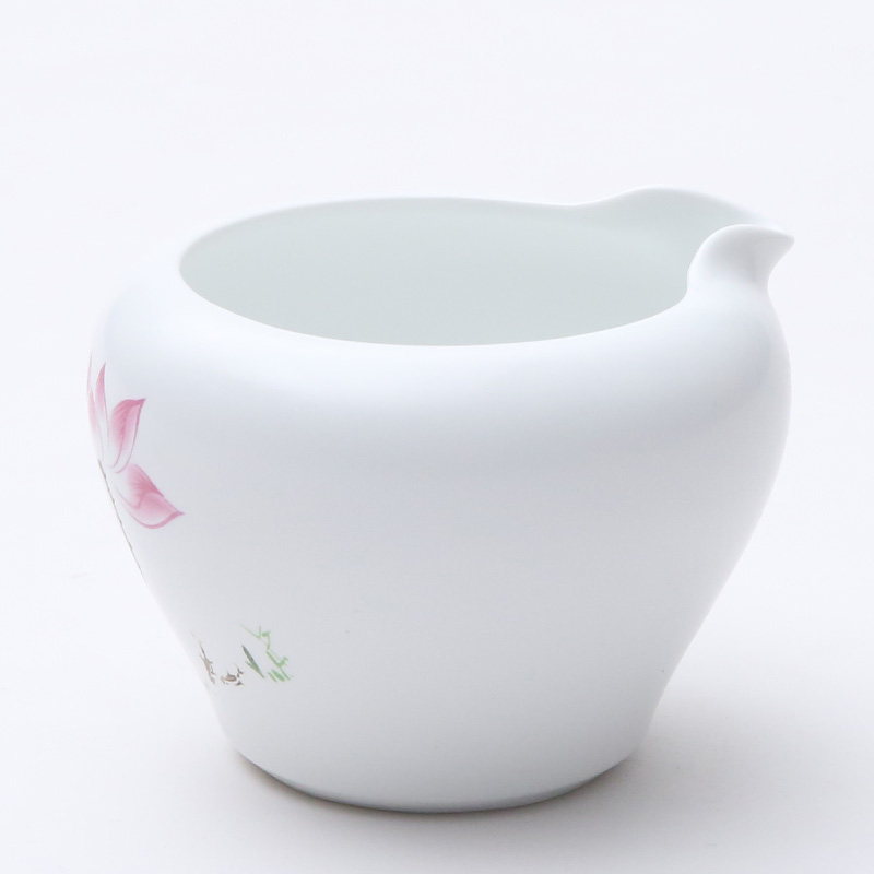 White porcelain up porcelain remit tea sea fair ceramic cups of tea tea tea tea service item points