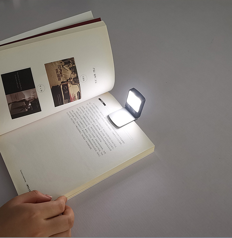 kindle điện tử đọc sách đèn clip 558.499 mini USB sạc LED Mắt đọc đọc ánh sáng ban đêm - Phụ kiện sách điện tử ốp ipad mini 2
