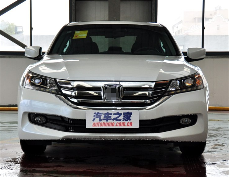 Suitable for Honda 9th Gen Yaakus front and rear insurance lever front Bumper Leather Nine Generations Elegant 14-16 Baking Varnish Surround