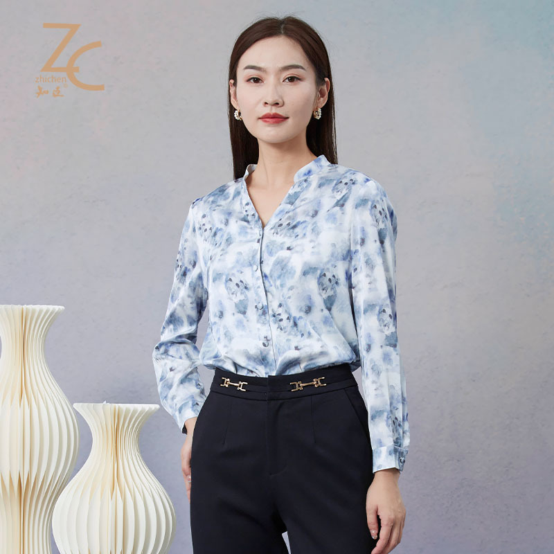 [Same Style as in Shopping Malls] Zhichen Spring and Autumn Elegant Ink Painting Small V-Neck Long-Sleeved Shirt for Women 12233593
