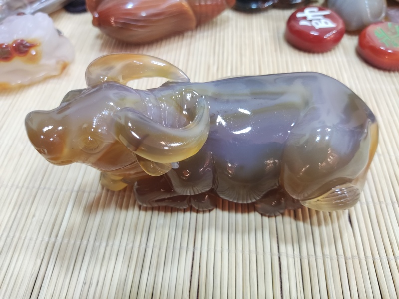 Agate Ornaments, Exquisite Cow, Chicken, Horse, and Bird Figurines, Fuxin Agate Small Ornaments for Decorating the Living Room, Office Desk, Fashionable Gifts Agate Ornaments, Exquisite Cow, Chicken, Horse, and Bird Figurines, Fuxin Agate Small Ornaments for Decorating the Living Room, Office Desk, Fashionable Gifts