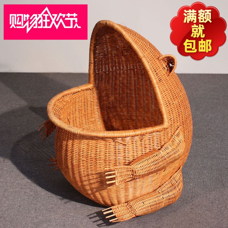 Animal frog rattan handmade rattan decoration characteristic rattan basket dirty clothes basket storage basket hotel restaurant rattan finishing box