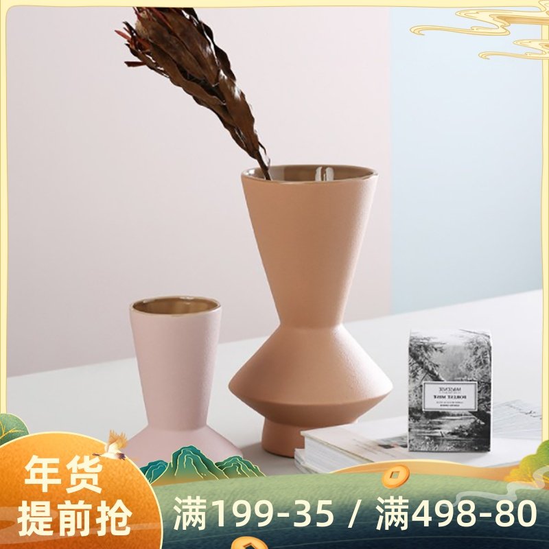 Modern simple Morandi color ceramic vase light luxury ornaments living room flower arrangement drying flower INS Nordic