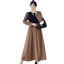 Maternity wear autumn and winter 2024 new dress womens knitted corduroy fake two-piece slimming long skirt