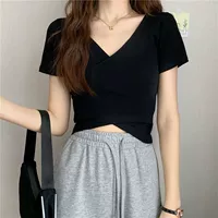 Темперамент черный (стиль с обнаженным пупком)