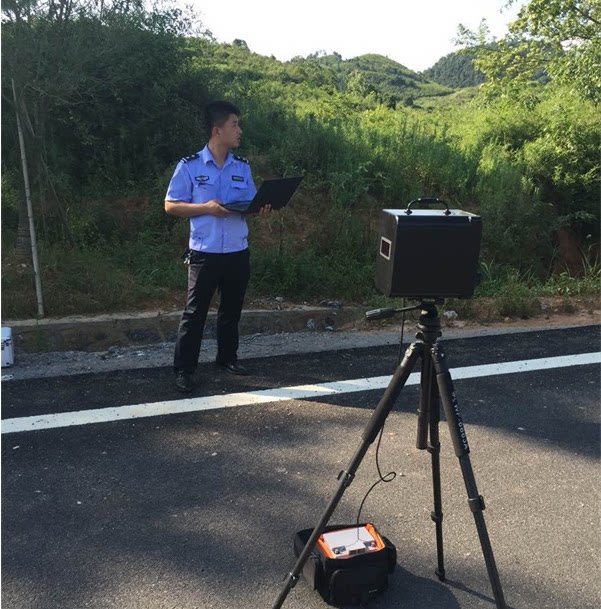 (Lai Lai Technology)Direct supply portable overspeed automatic capture instrument High-precision speed meter for traffic police