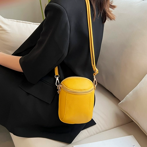 Кожаная маленькая небольшая сумка, сумка через плечо, сумка на одно плечо, из натуральной кожи