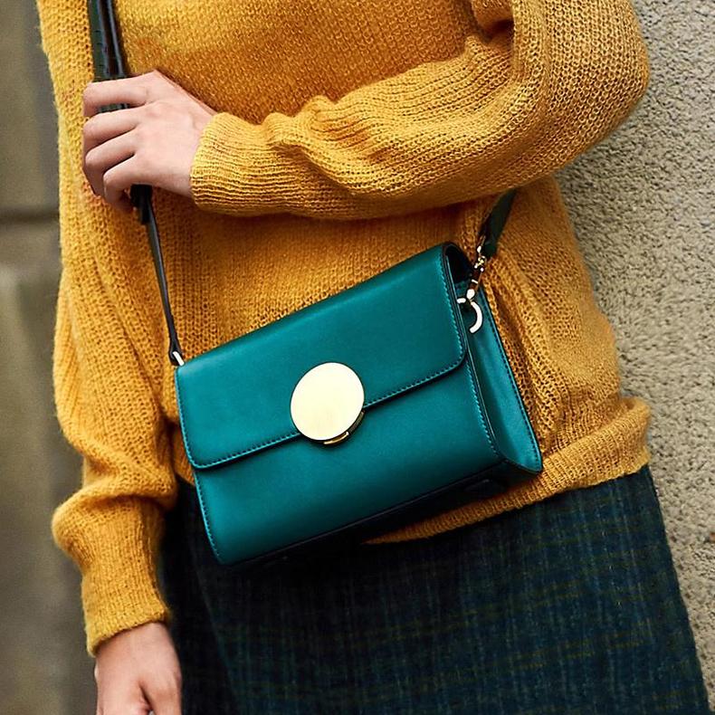 颜控党,18年春夏流行这三种颜色包包