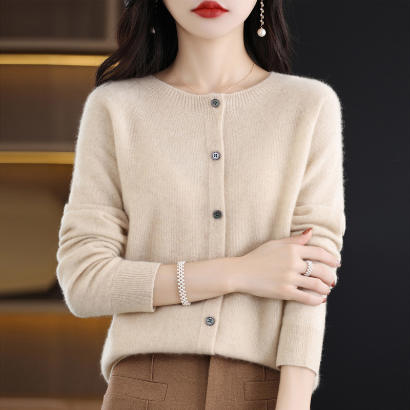 First-Line Ready-To-Wear Wool Sweater for Women, Round Neck Cardigan, Wool Sweater Jacket, 100% Pure Wool Knitted Base Layer First-Line Ready-To-Wear Wool Sweater for Women, Round Neck Cardigan, Wool Sweater Jacket, 100% Pure Wool Knitted Base Layer