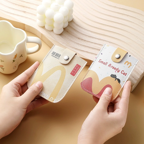 Маленький ультратонкий небольшой дизайнерский картхолдер