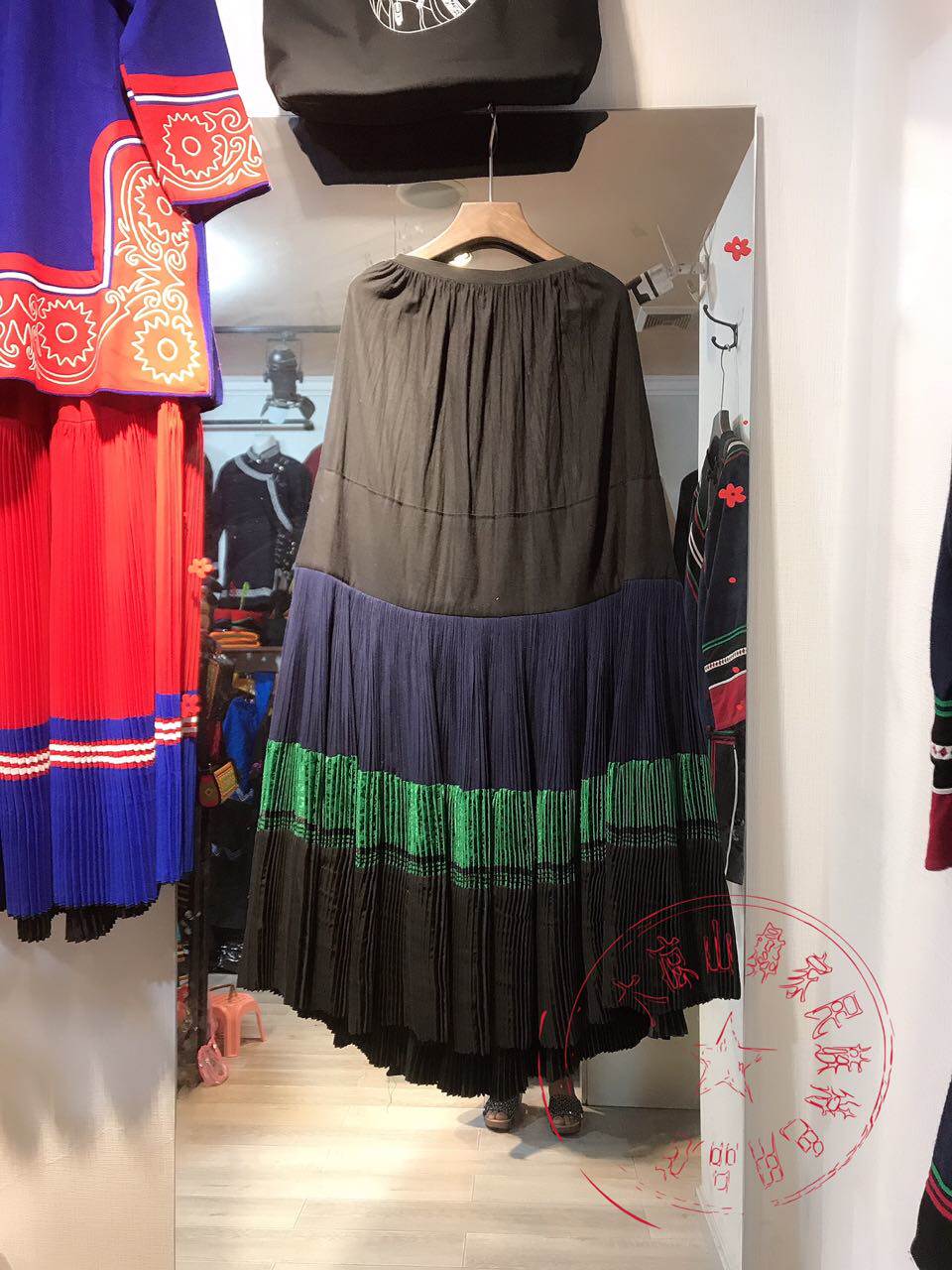 Sichuan Yi Yi dress dress female minority dance dress traditional half-body dress