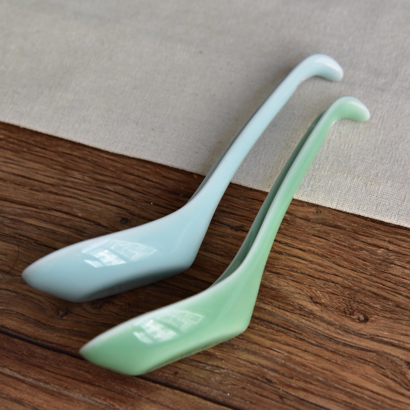 Practical flat-bottomed spoon Longquan celadon long-handled spoon Ceramic spoon Noodle soup spoon Household spoon with hook