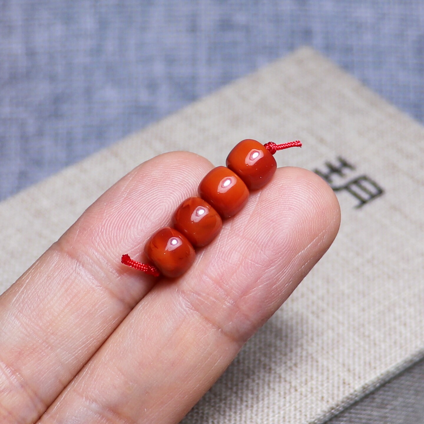 DIY аксессуары 天然南红玛瑙老形珠散珠配饰川料柿子红锦红牛血红火焰纹原矿无胶