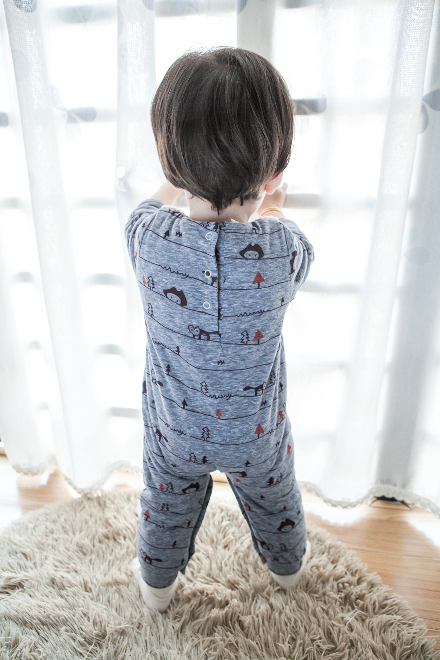 Sơ sinh mùa đông jumpsuit đông nam nam nữ 0 tuổi Quần áo trẻ em 1-3-6 tháng quần áo mùa đông cộng với nhung Hàn Quốc phiên bản mới body dài tay cho bé gái