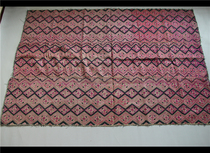 Qianli Xianyun handmade hand-woven craftsmanship embroidery old embroidery piece Guangxi Zhuang quilt brocade carpet H131