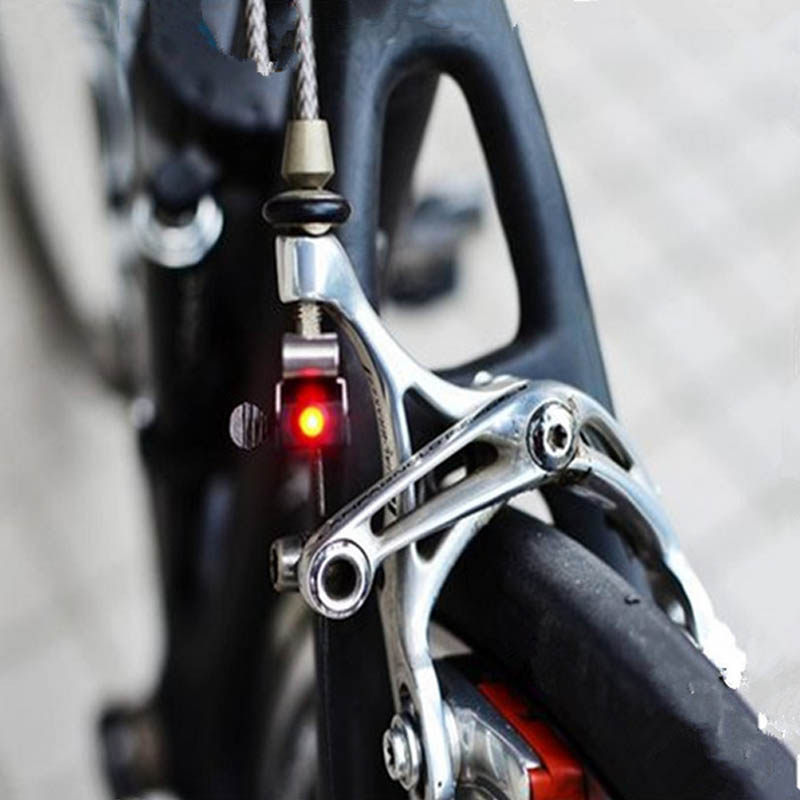 Bicycle V brake wireless brake light mountain bike road folding car V brake line pull disc brake tail light warning light