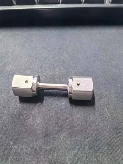 Stainless steel 316L ultra-pure joint VCR double female head