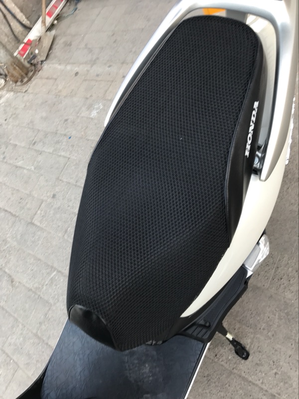 Wuyang Honda Jia Yu SCR110 xe máy ghế bìa dày 3D lưới kem chống nắng cách nhiệt thoáng khí bao gồm chỗ ngồi bọc yên xe future 125 fi