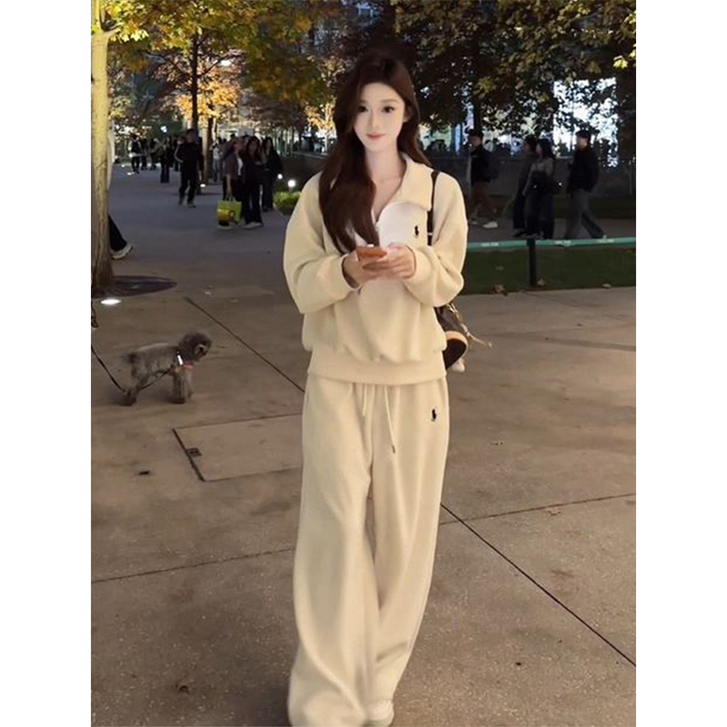 Autumn and Winter Fashion Loose Casual Sports Suit for Women, High-End Fleece Half-Zip Sweatshirt and Wide-Leg Pants, Korean Style Two-Piece Set