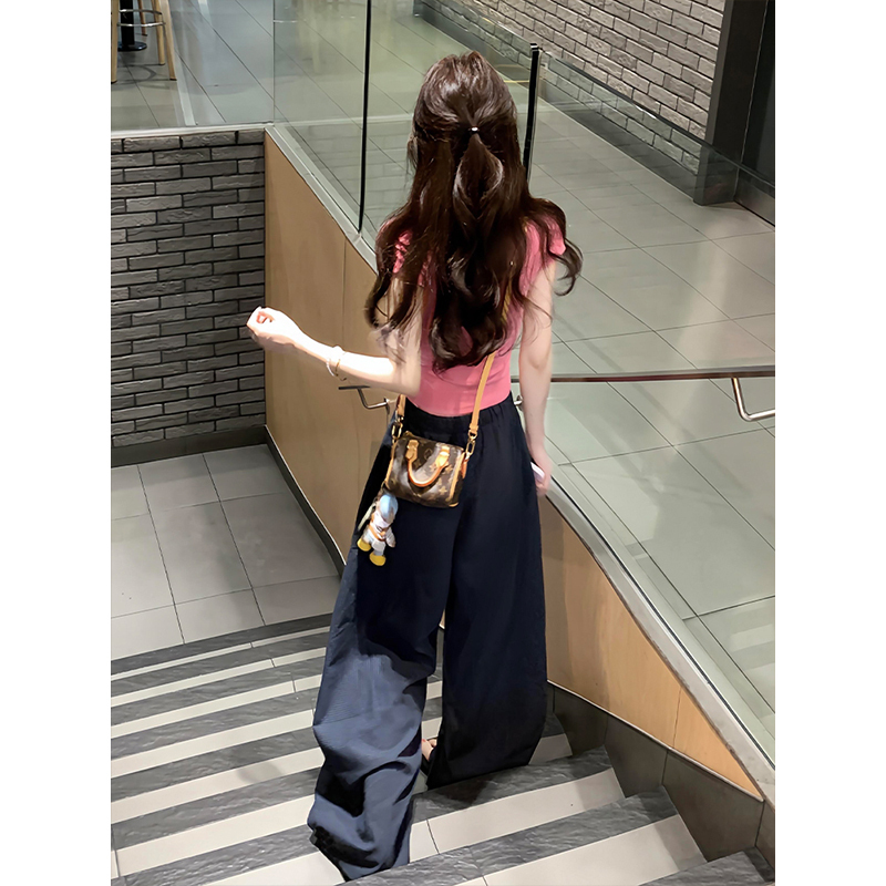Dopamine Pink Casual Sports Suit for Women, Summer Raspberry Pink V-Neck Short-Sleeve Top and Navy Blue Long Pants Two-Piece Set Trendy