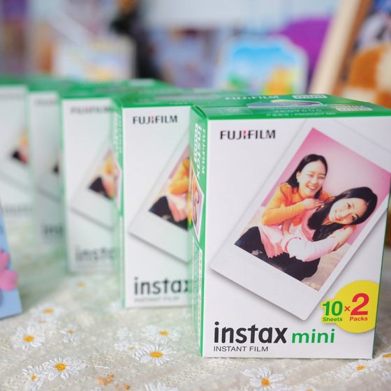 Film photo paper Fuji instant photo paper mini7c/mini9/25/90/11/12 instant white edge photo paper