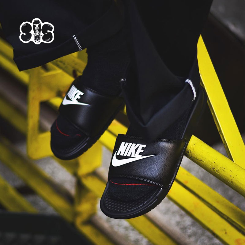 [Nike] Nike Nike Kawa vòi hoa sen màu đen và trắng lớn logo thể thao không thấm nước dép 832528 001 dép mlb real