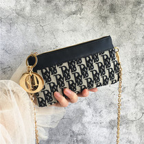 Net Red Dress Mobile Phone Packet 100 Hitch Fashion Single Shoulder Skew Satchel Mini Mouth Red Packet Retro Trendy Chain Mobile Phone Bag