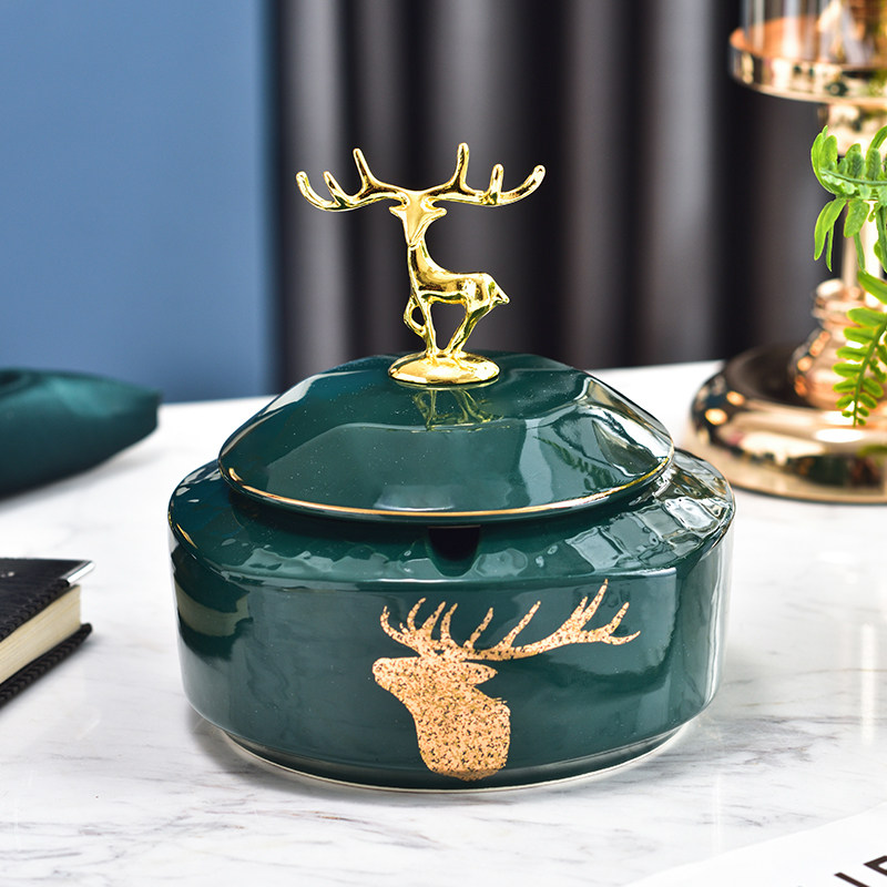 Ashtray Creative home office ceramic trend Living room Chinese anti-fly ash dust trend with cover ashtray