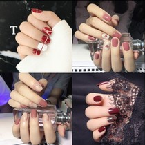 You can directly wear the nail piece of the nail patch and the Japanese fingernail patch.