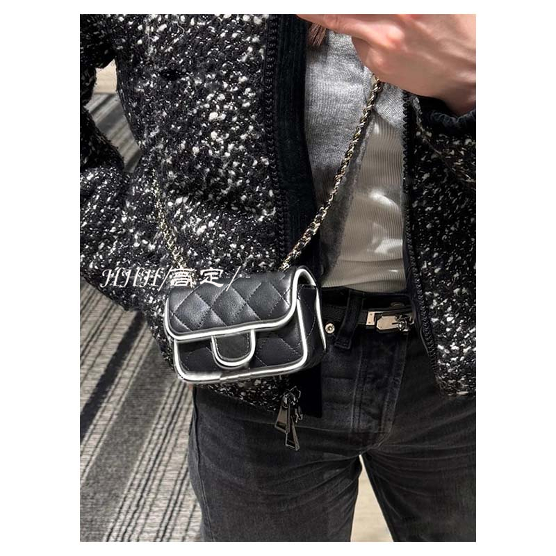 Chanel Super Mini Comic Bag Small Pouch 25 Summer New Model Black and White Panda Color Quilted Chain Bag
