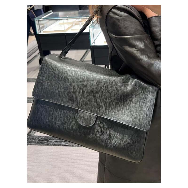 Xiaoxiang Extra Large Flap Bag Airport Bag 26 Summer New Style Lychee Pattern Cowhide Large Capacity Quilted Travel Bag Xiaoxiang Extra Large Flap Bag Airport Bag 26 Summer New Style Lychee Pattern Cowhide Large Capacity Quilted Travel Bag