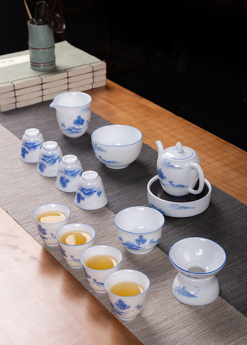 Touch the floor clearance 】 【 tea set a complete set of blue and white porcelain teapot kung fu tea tureen suit the teapot