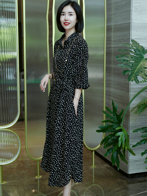 2026 New Summer Style Loose-Fitting Slimming Polka Dot Polo Collar Long Skirt with Stylish Print and Sweet Short-Sleeved Dress