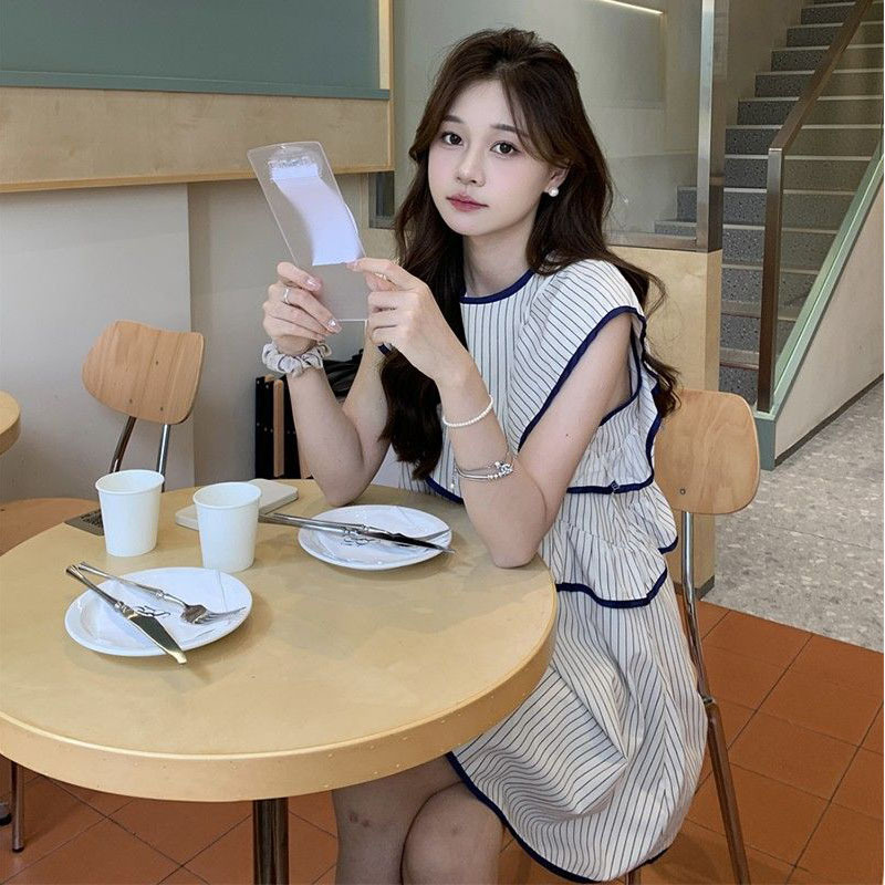 Sweet and Cute Striped Flutter-Sleeve Dress for Women, Summer 2025 New Style, Gentle Ruffled Sleeveless Babydoll Dress Sweet and Cute Striped Flutter-Sleeve Dress for Women, Summer 2025 New Style, Gentle Ruffled Sleeveless Babydoll Dress