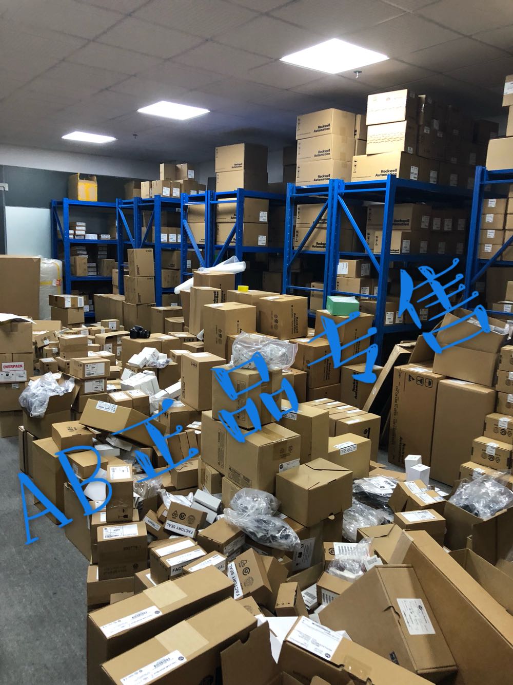 1734-TOP brand new original dress AB Rockwell spot