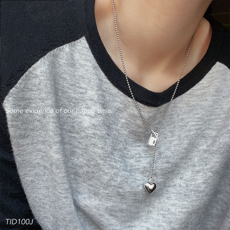 Fu's ornament 925 pure silver peach heart necklace with lukewarm wind 100 lap sweater chain loving lock collarbone chain silver necklace-Taobao