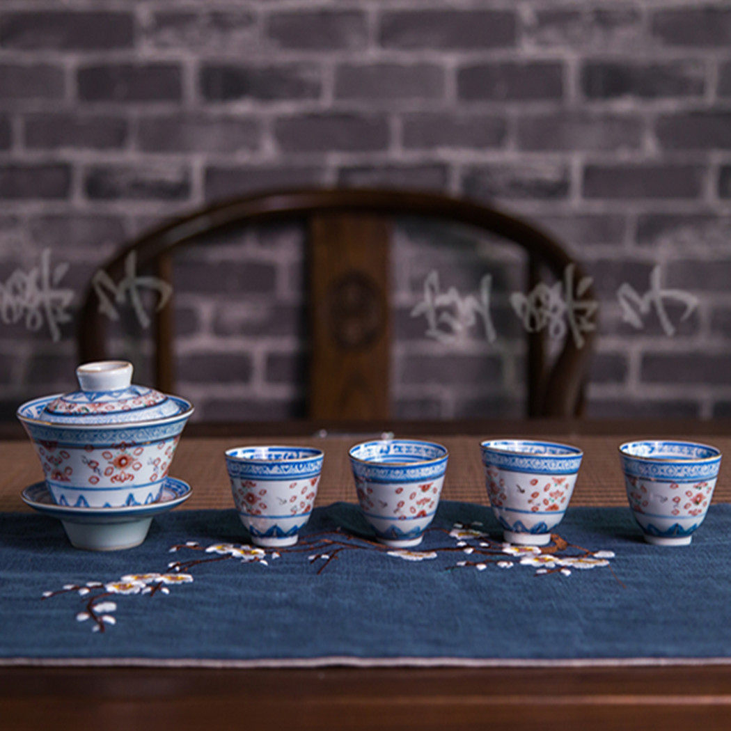 One cover four cups old factory porcelain blue and white exquisite ceramic tea set