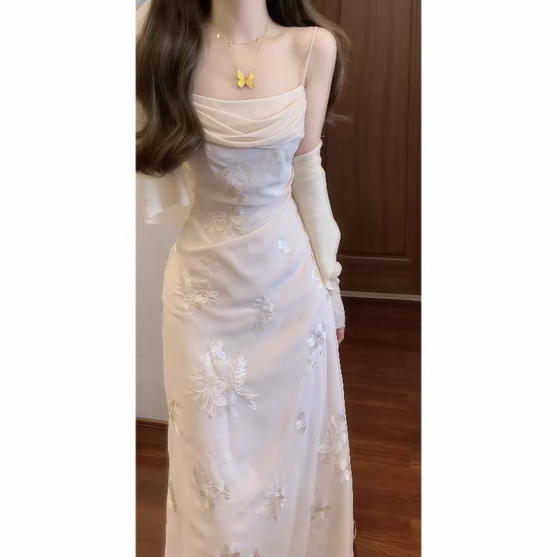Embroidered Halter Neck Dress with a Cinched Waist for Seaside Vacation, Elegant Long Dress with Sun Protection and Air Conditioning Shirt, Two-Piece Set, Light Luxury