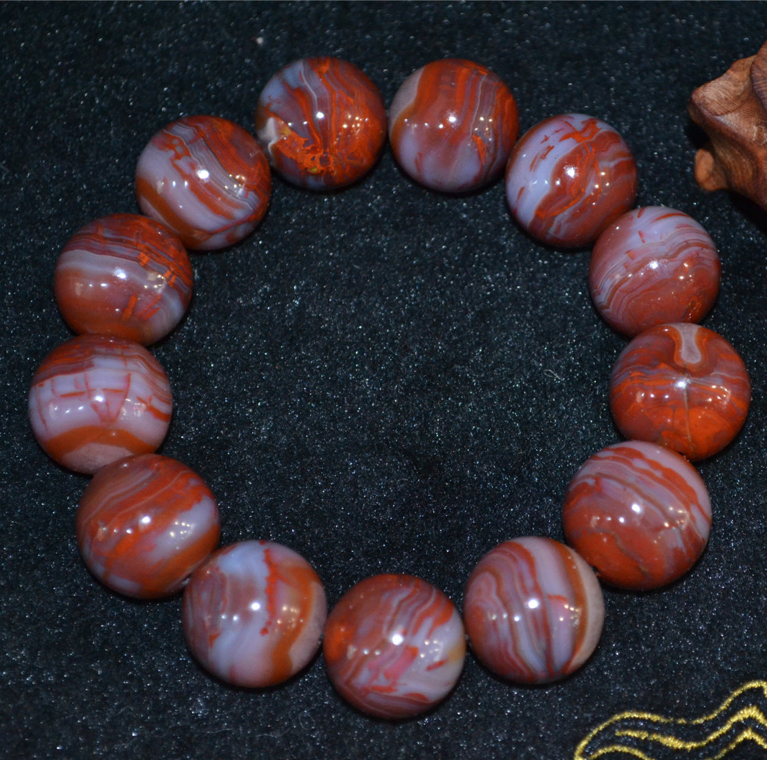 Boutique Liaoxi North Ticket War State Red Tongo Beads Hand Strings Handmade Jewelry ornaments Men and women Buddha Beads Candida Beads