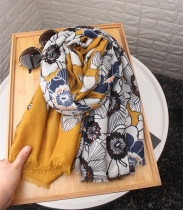 2019 New Early Autumn new flower color color silk scarf Korean version of Joker hot silver flower long shawl dual use scarf