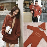 Cha mẹ cho con bú mặc thời trang mới ra một gia đình ba áo len dài tay áo len cotton romper jumpsuit