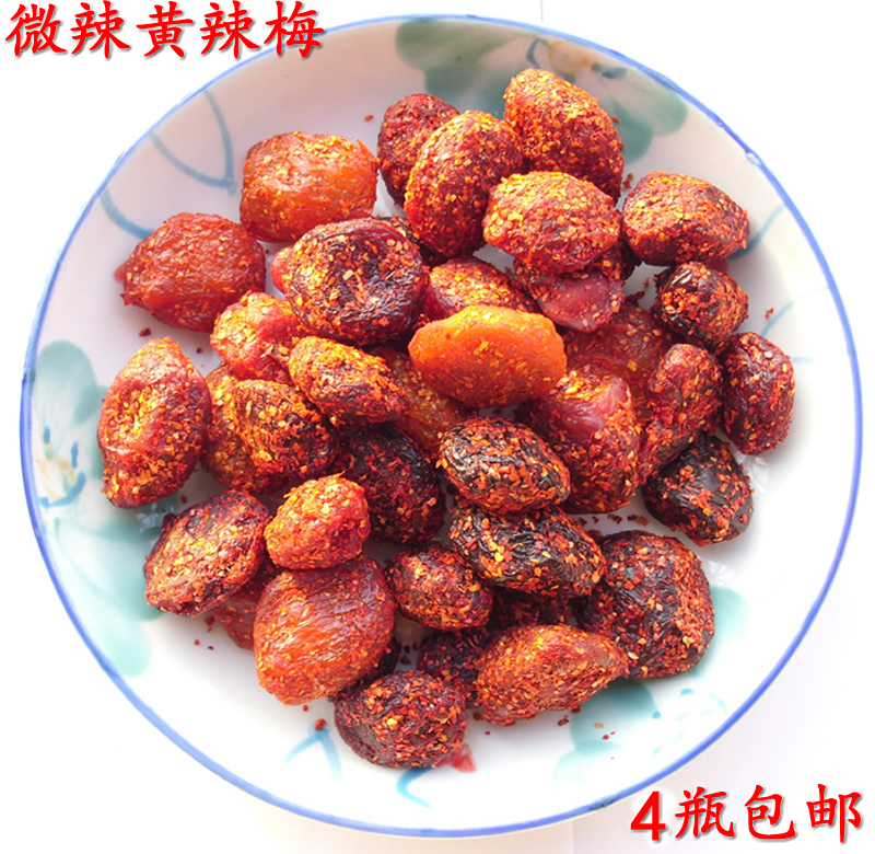 Hunan snack specialty chili plum 250g bottles of sour, sweet and spicy plum dried 4 bottles