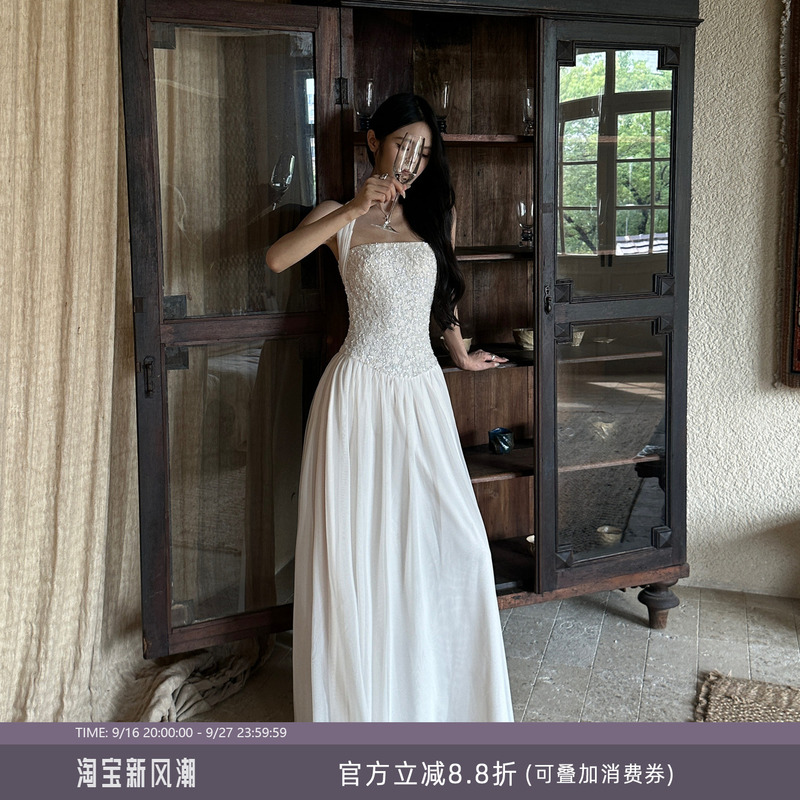 Venuie Sequin Sleeveless Halter Dress Birthday Engagement Dress White Slim Fit Large A-Line Elegant Long Dress Venuie Sequin Sleeveless Halter Dress Birthday Engagement Dress White Slim Fit Large A-Line Elegant Long Dress