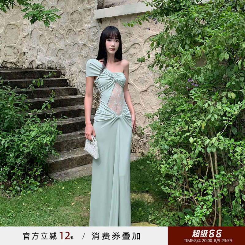 Venuie Bean Green Dress, Perfect for Beach Vacations and Photoshoots, Stunning Sanya French-Style Long Dress for Women Venuie Bean Green Dress, Perfect for Beach Vacations and Photoshoots, Stunning Sanya French-Style Long Dress for Women